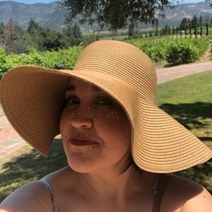 Meet your Posher, Stacy